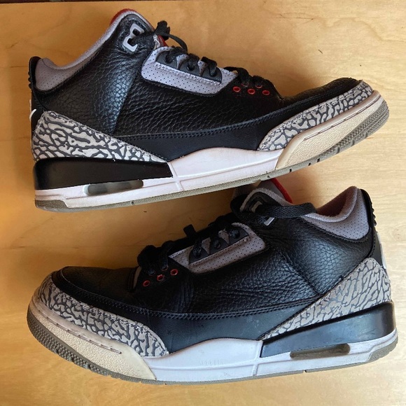 Jordan 3 Retro Black Cement - Picture 2 of 9